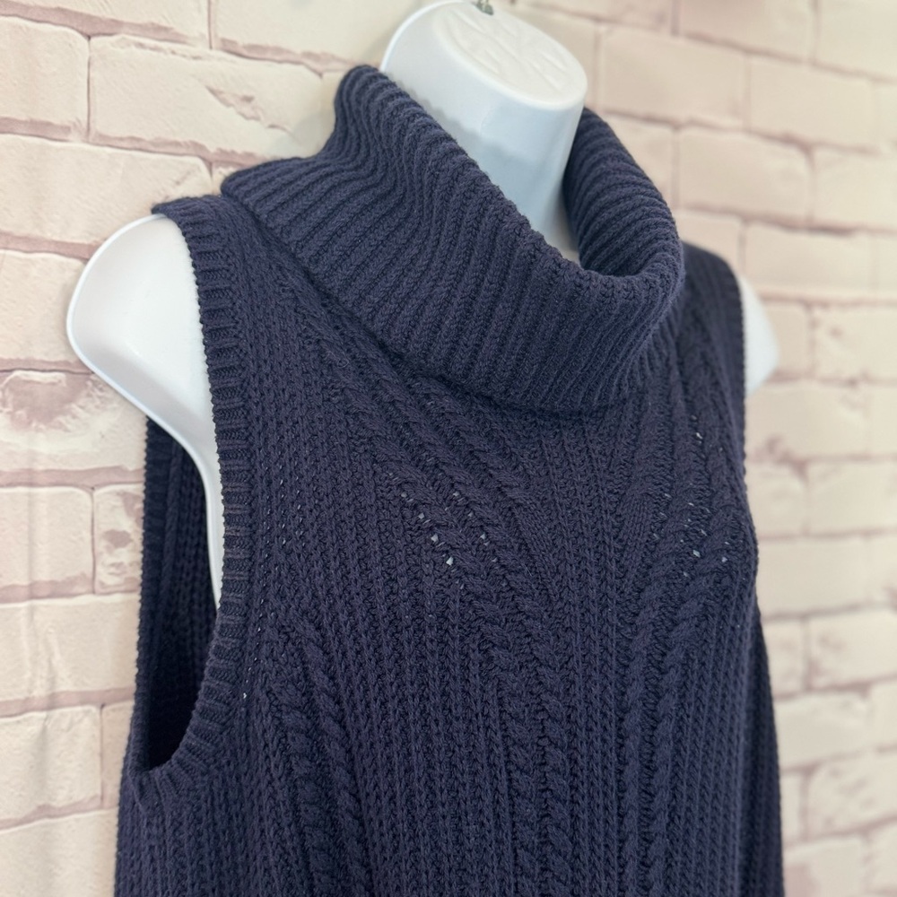 Banana Republic Factory Women's Navy Sleeveless Turtleneck Sweater Tunic